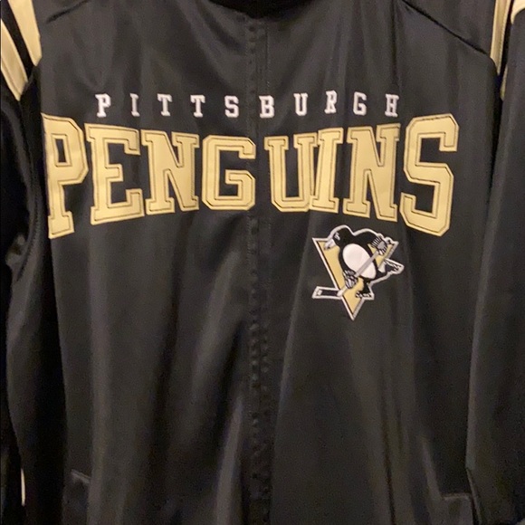 Coat - Picture 3 of 4